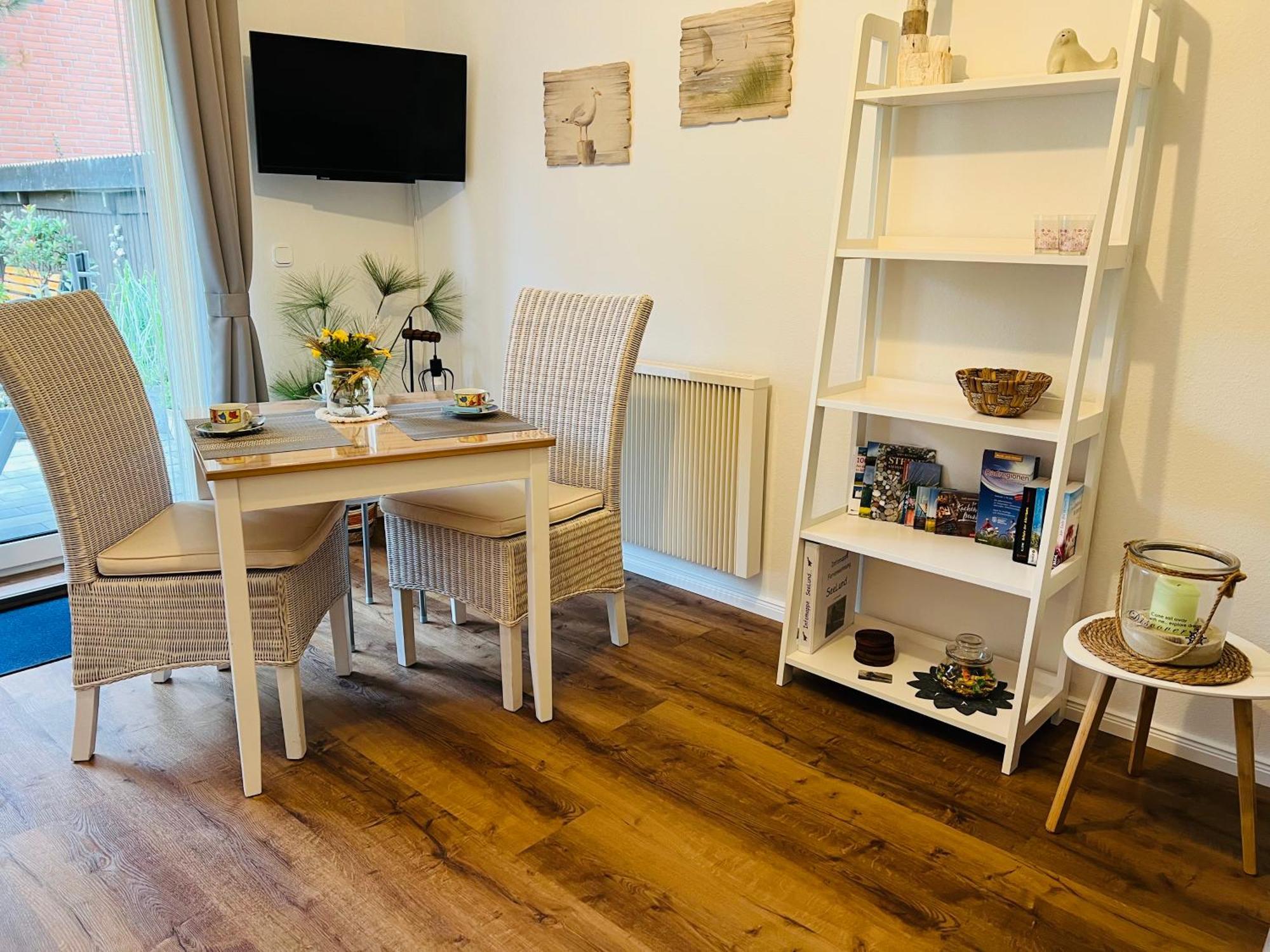 Seelund - Meeresrauschen Lauschen - Ruhiges Sonniges Apartment Mit Garten Und Terrasse Nahe Strand Und Ostsee Schönhagen Extérieur photo